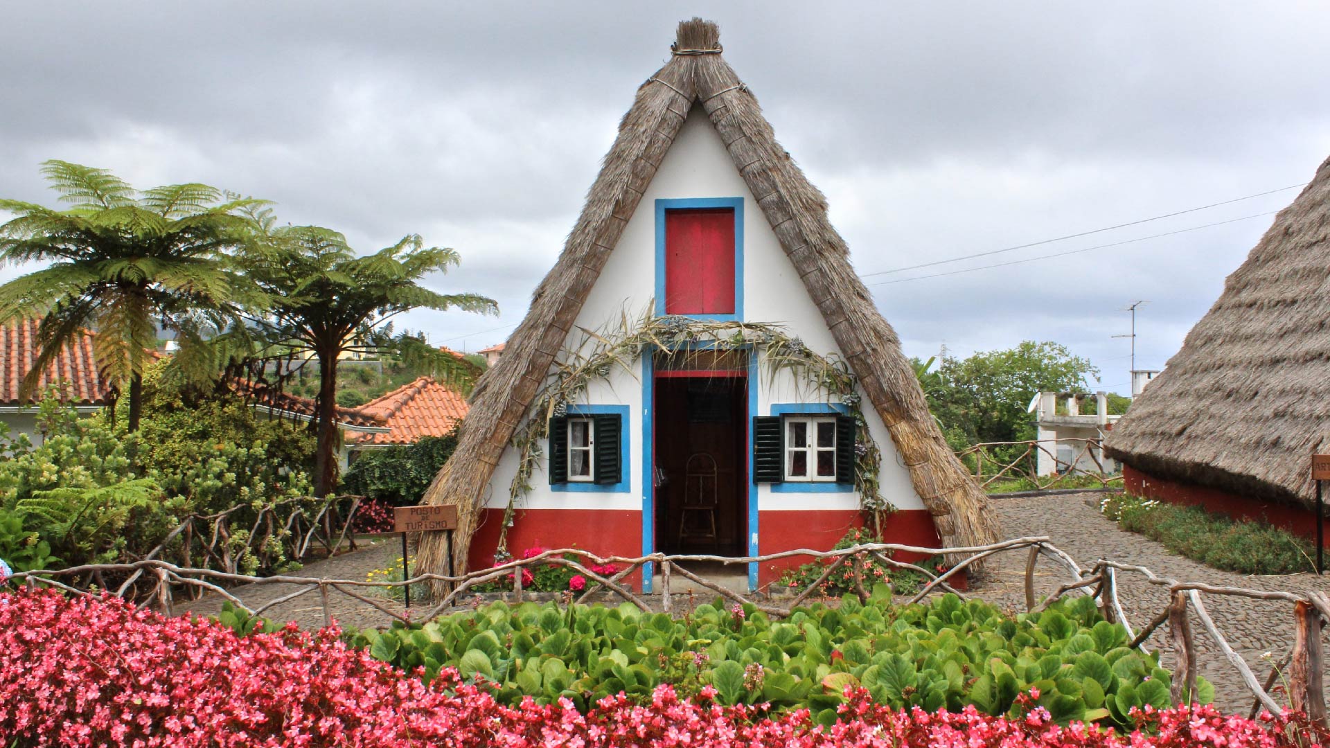 Santana tiny house, North side from Madeira